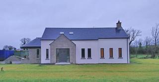 Home in Coagh with rounded porch 